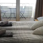 Mr And Mrs Bright 5 * Любляна