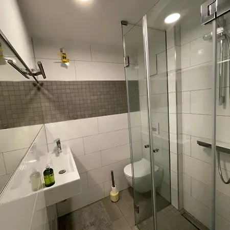 Mr And Mrs Bright 5 Apartma Ljubljana